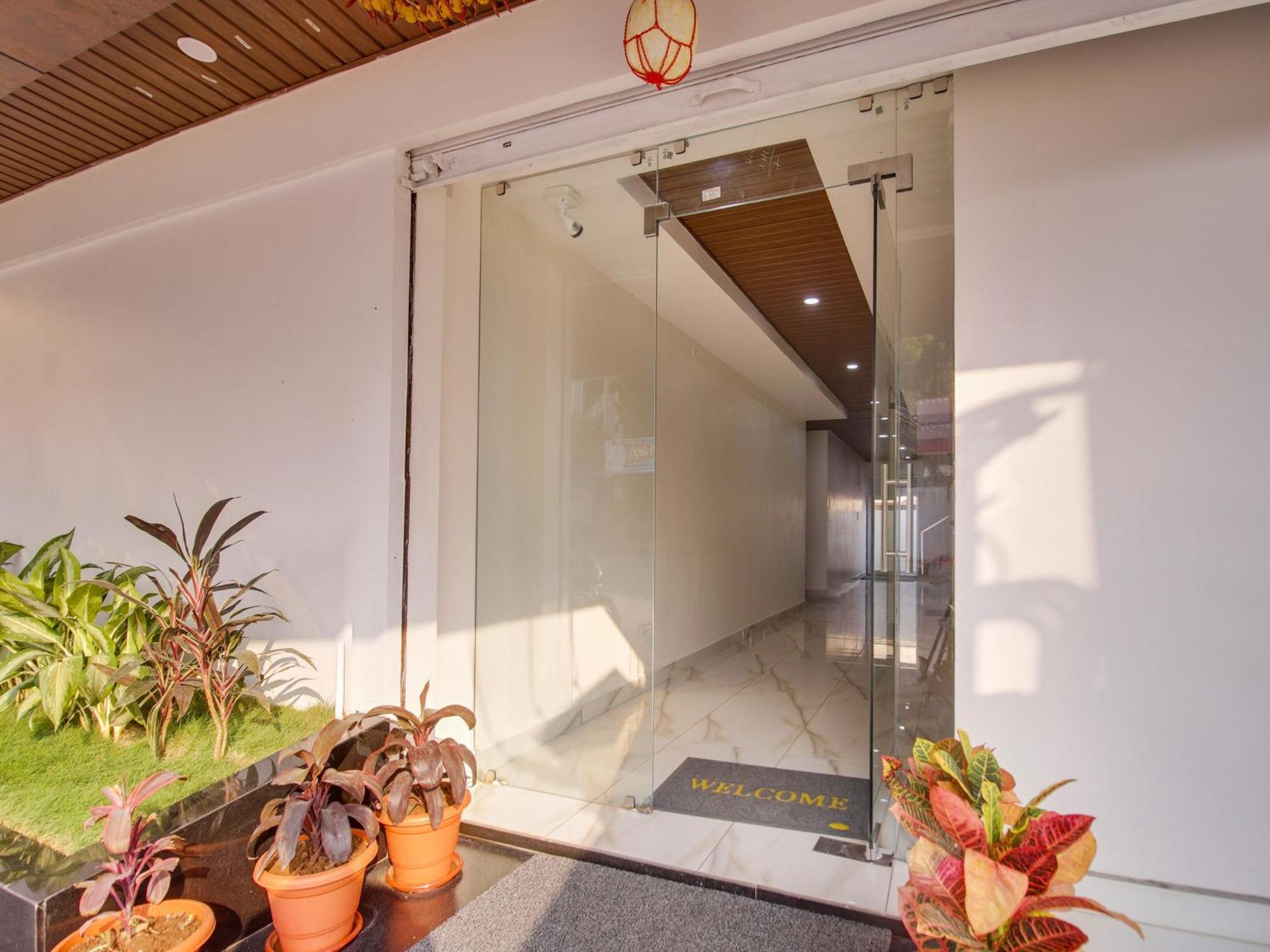 Hotel O Rr Residency Khammam Exterior photo